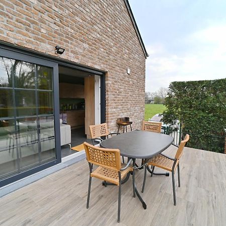 La Petite Maison Dans La Prairie Hotton Luaran gambar